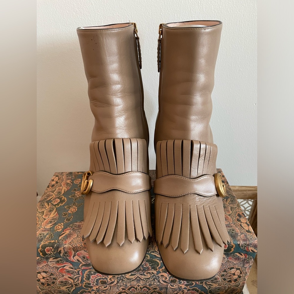 Step Gucci Marmont boots SIZE 41